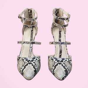 ADRIENNE VITTADINI🎀Snakeskin Heels with Ankle Strap🎀Block Heel🎀SZ 8.5🎀Gorgeous✨